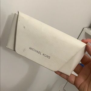 Michael kors sunglasses case